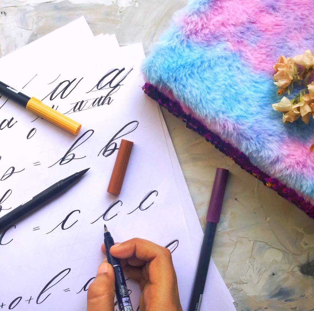 How To Do Brush Pen Calligraphy: Your Best 101 Beginners Guide How To Do Brush Pen Calligraphy: Your Best 101 Beginners Guide